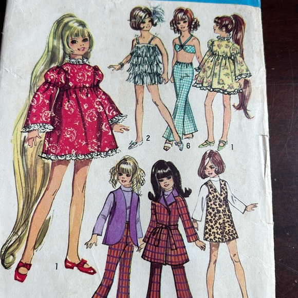 5/$25 Simplicity 8519 crissy doll sewing patterns to make 1960’s clothes - Picture 1 of 7